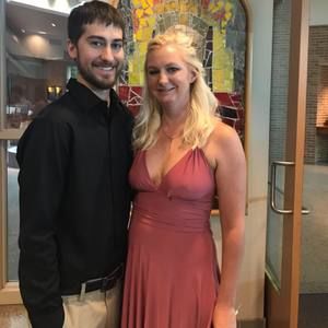 Meet your Posher, Candice